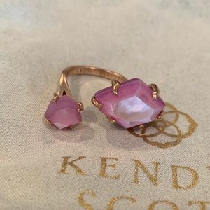 Kendra Scott Lilac Mother of Pearl ring